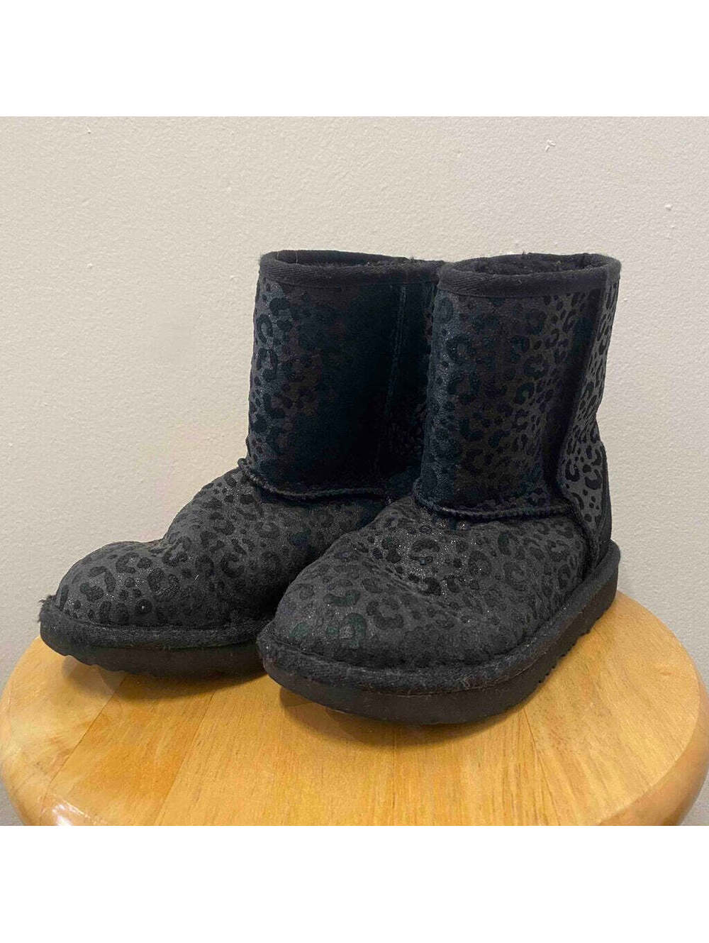 UGG Classic Leopard Print Boots, Girls Size 2